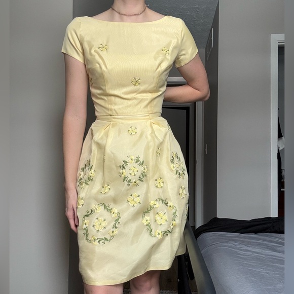 1960s Kay Seliq Dress💛 - Picture 1 of 16